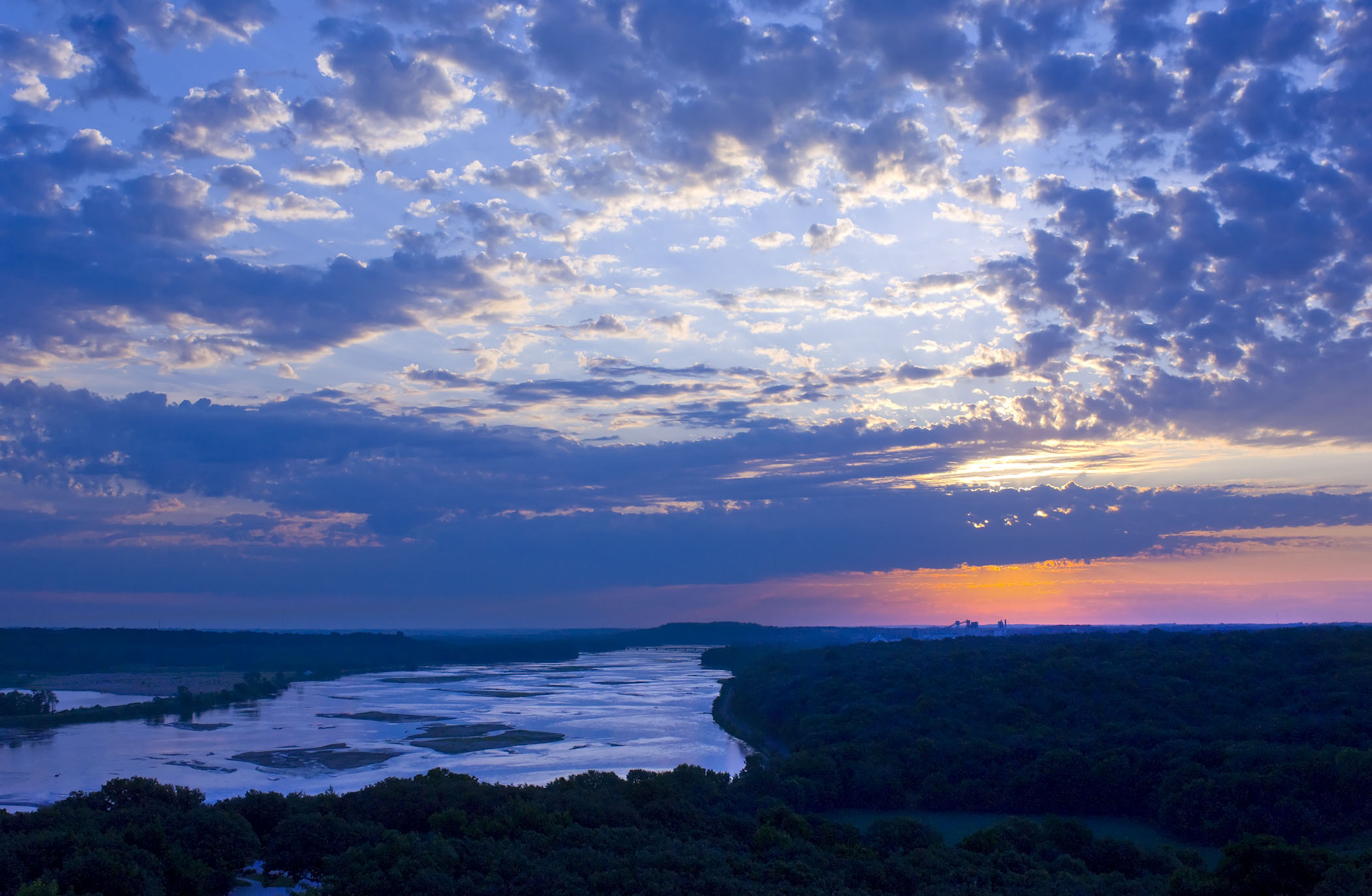 Sunrise over Nebraska's Platte River State Park