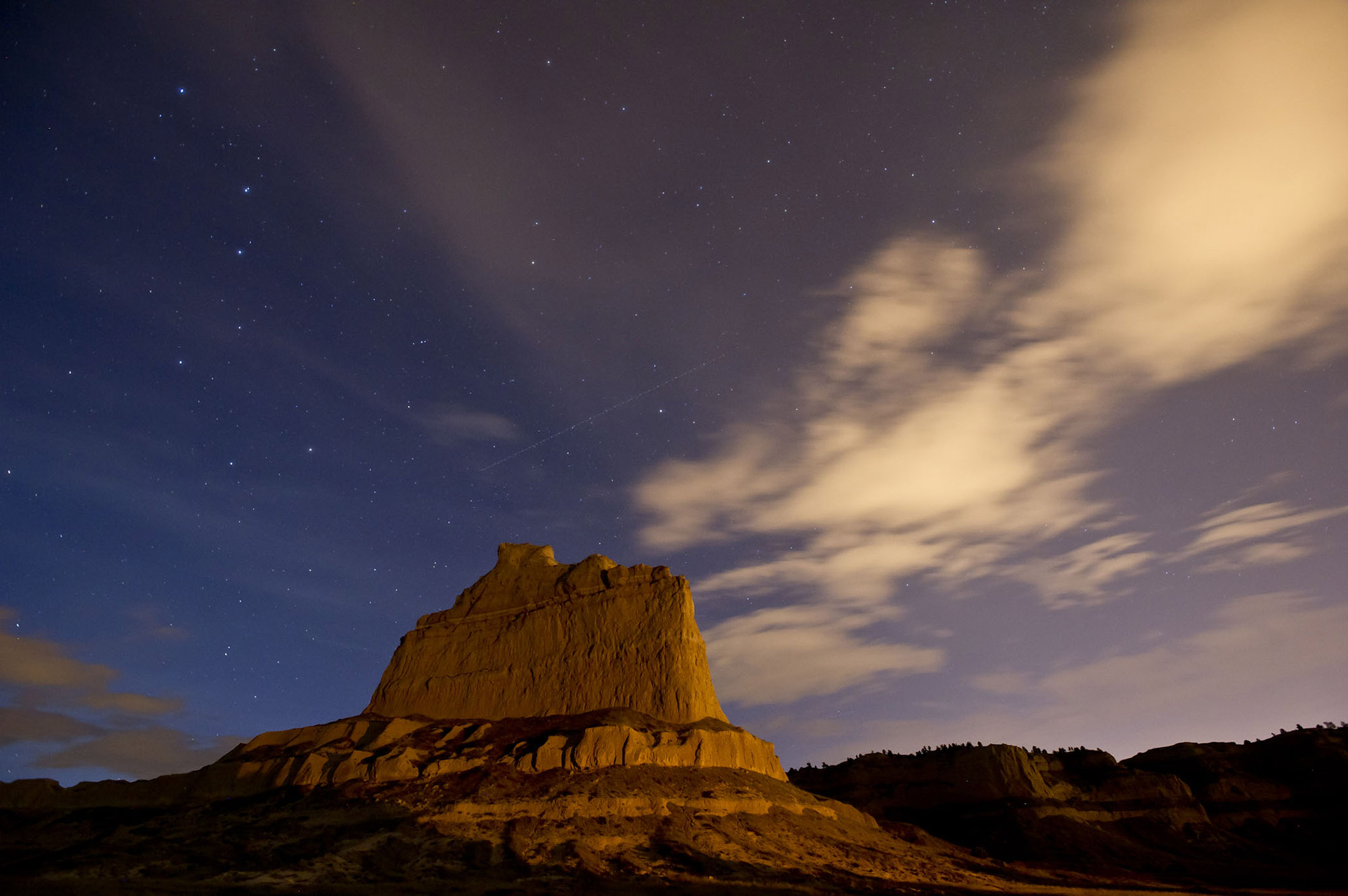 Scotts Bluff National Monument under a blanket of stars.