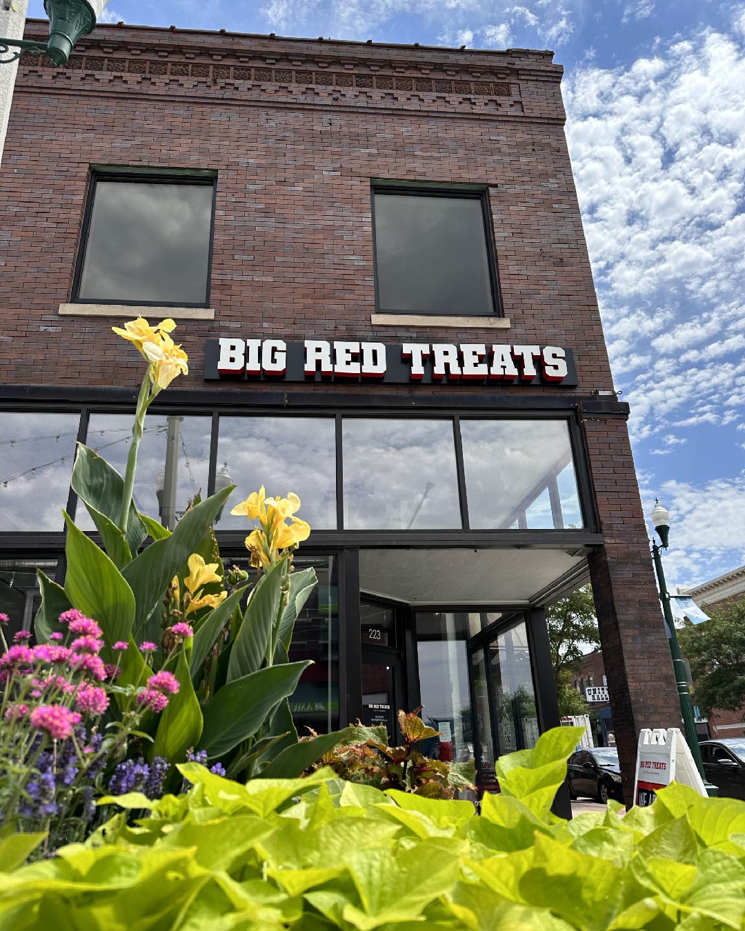 Big Red Treats - Downtown
