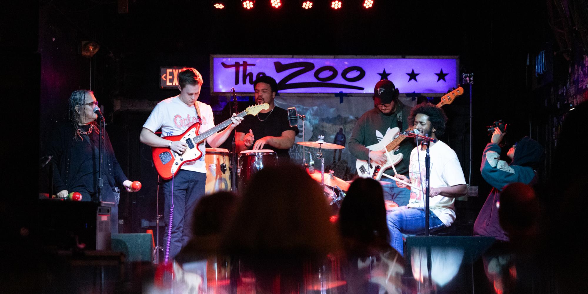 Zoo Bar