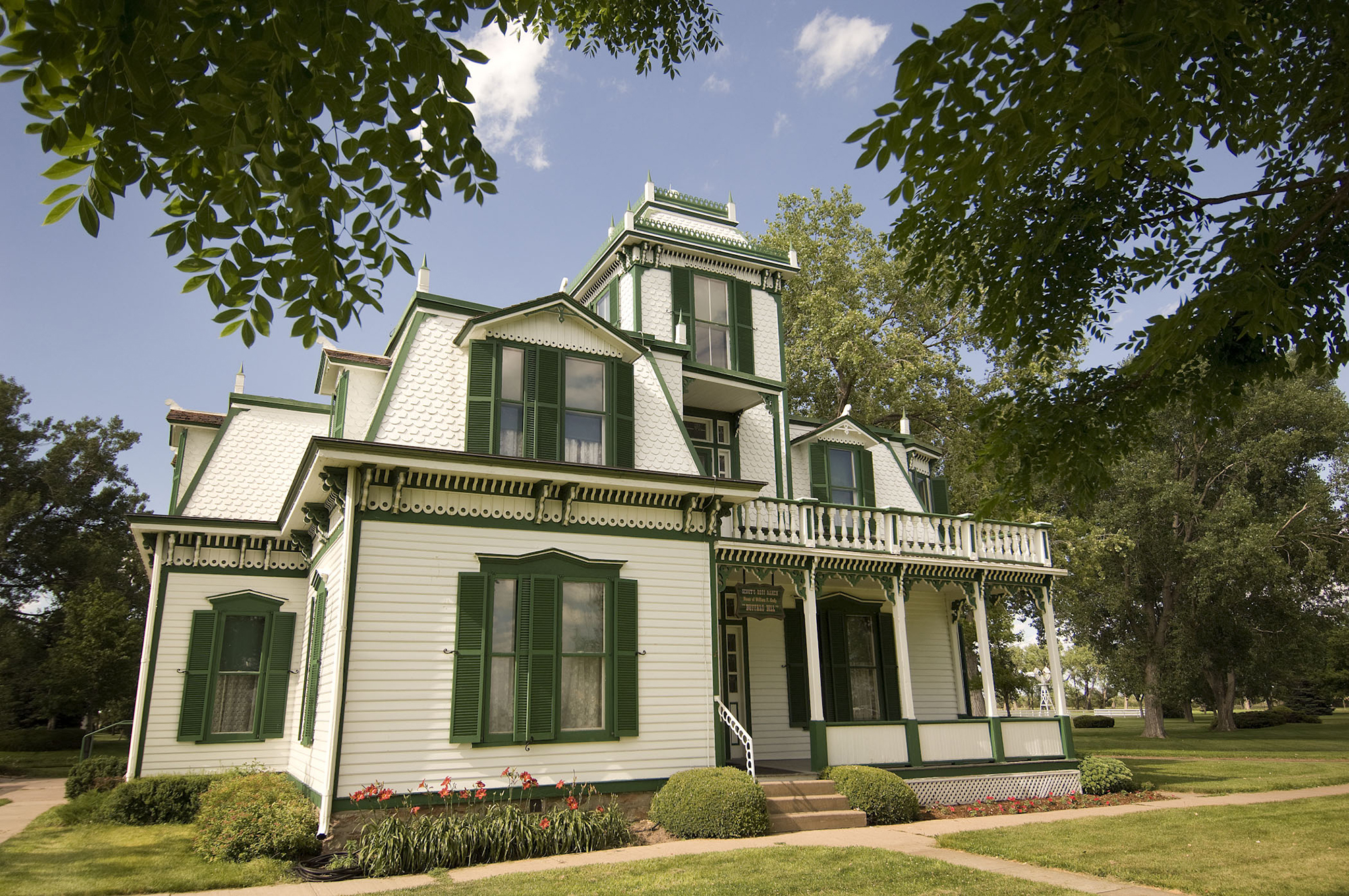 Exterior of the mansion at Buffalo Bill Ranch State Historical Park.