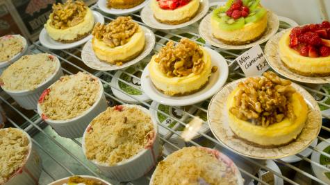Back Alley Bakery Cakes